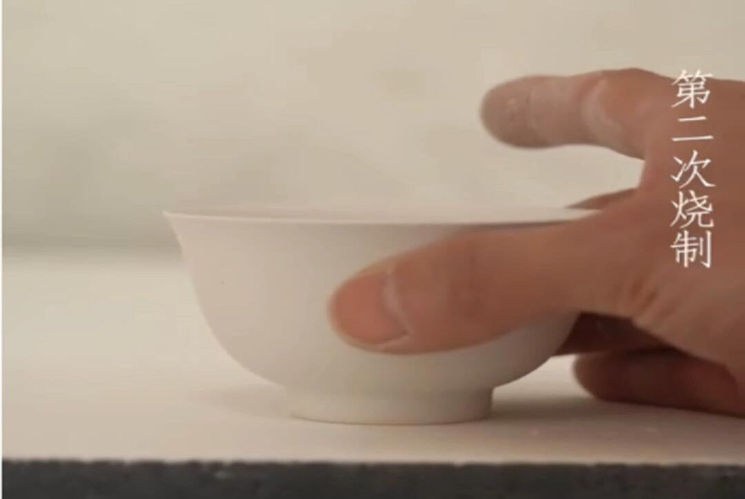 The Art of Jingdezhen Enamel Porcelain