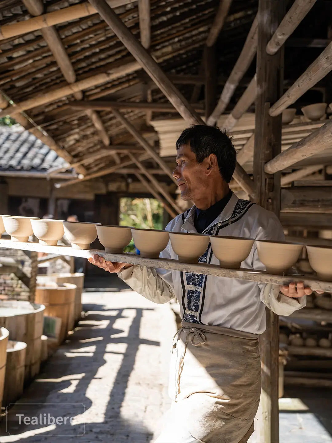 The Art of Jingdezhen Enamel Porcelain