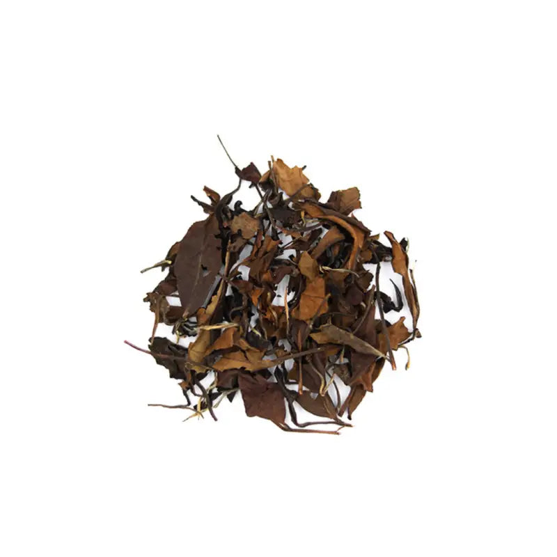 Pile of dried Shoumei White Tea leaves from 2014 Aged Shoumei Dark Aroma Edition