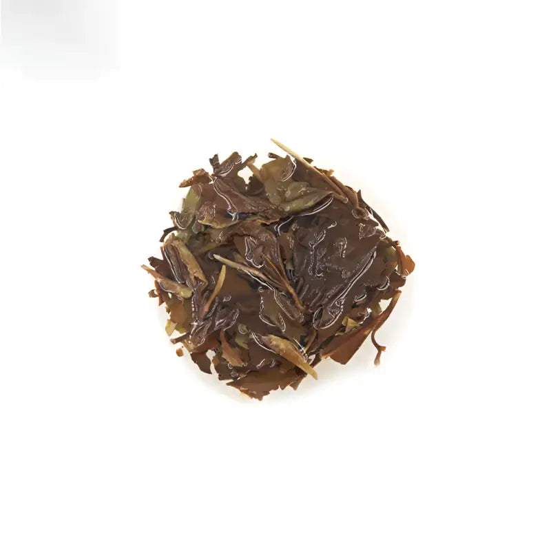 Pile of dried fuding shoumei white tea leaves for aged white tea long-term aging