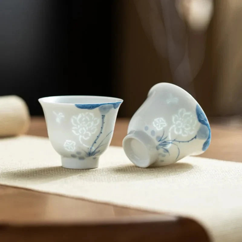 Blue and White Hand-painted Lotus Tea Cup Tea Cup product photo 5