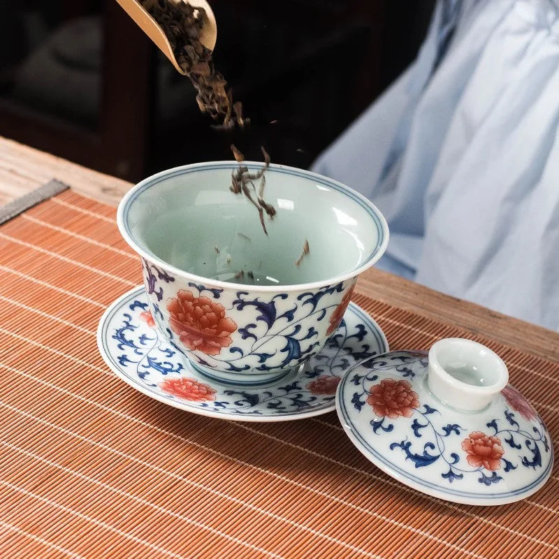 Antique-style blue and white landscape gaiwan with lid and saucer – photo 4