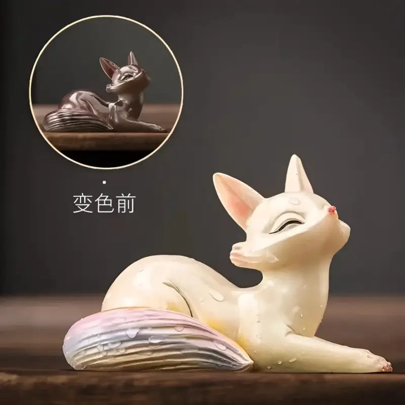 Ceramic Fox Tea Pet with Color-Changing Tail for Feng Shui and Fox Tea Decor