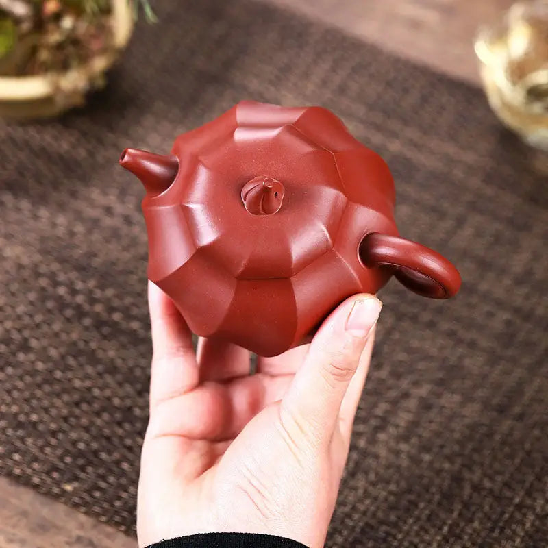 Reddish-brown geometric Yixing Zisha teapot Crimson Spiral for Gongfu Brewing