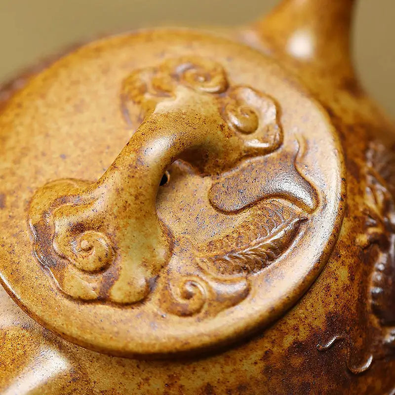 Ornate ceramic teapot lid with dragon carvings made from Duanni clay for Yixing teapot Dragon Root