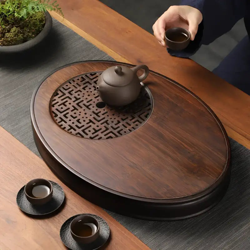 Wooden tea serving tray made of oval bamboo for Gongfu tea, bamboo Gongfu tray