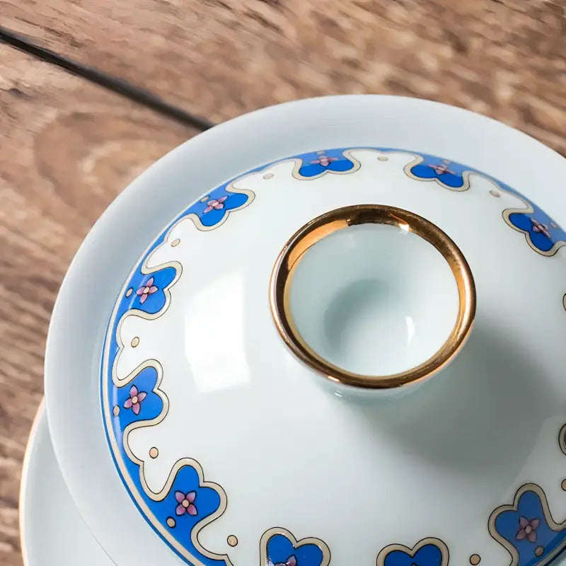 Delicate porcelain tea set lid with Jingdezhen enamel art for gongfu tea brewing