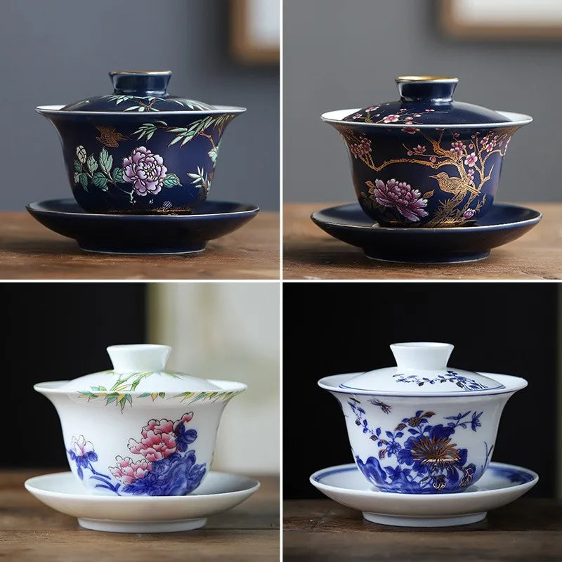 Falangcai-style porcelain gaiwan with gold accents and floral painting – photo 1