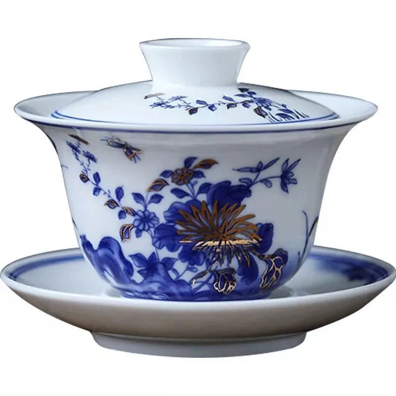 Falangcai-style porcelain gaiwan with gold accents and floral painting – photo 4