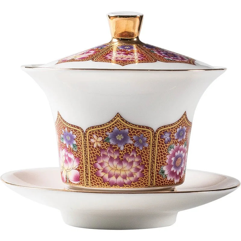 Falangcai-style porcelain gaiwan with gold knob and floral band – photo 3