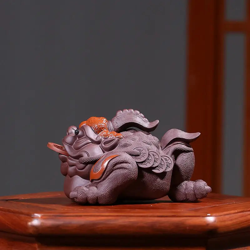 Purple clay mythical creature, Fortune Guardian Pixiu, Pixiu Tea Pet for good luck