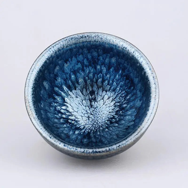 Blue and white glazed ceramic glacier jian zhan tenmoku tea bowl for traditional tea brewing