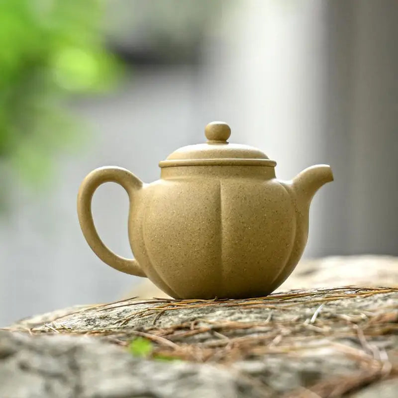 Golden Dew earthenware teapot with pumpkin-like ridges, Yixing Zisha style, yixing light craft