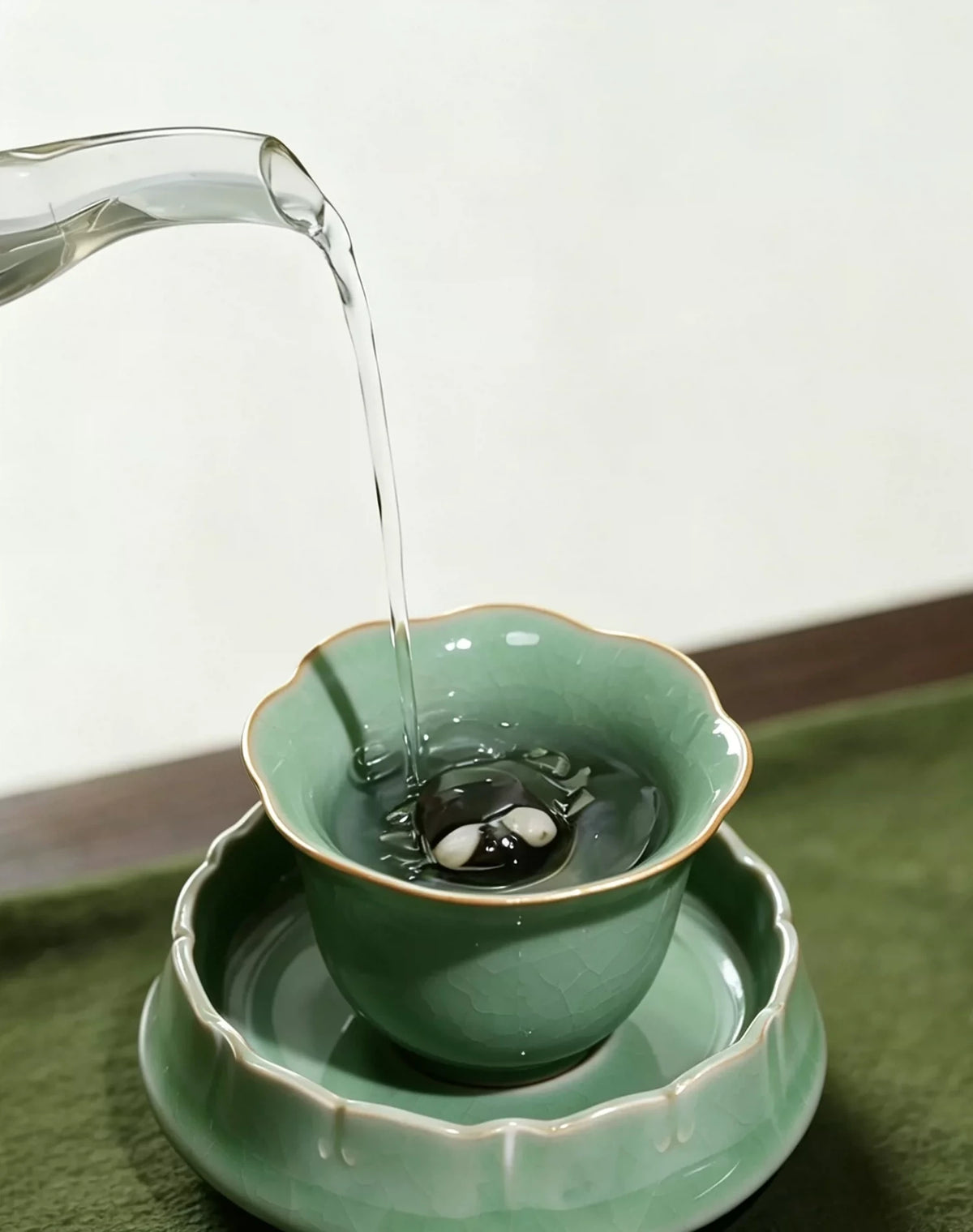 Harmony Crab Cup Collection — alternate angle