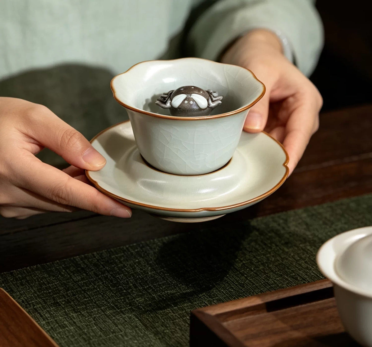 Harmony Crab Cup Collection — detail view