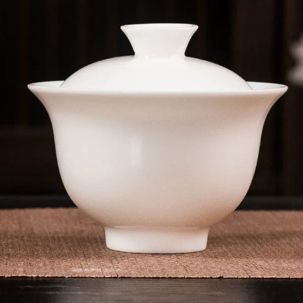 Jade-White Hovering-Lid Gaiwan – Fugui 145 ml / Bowl & Lid