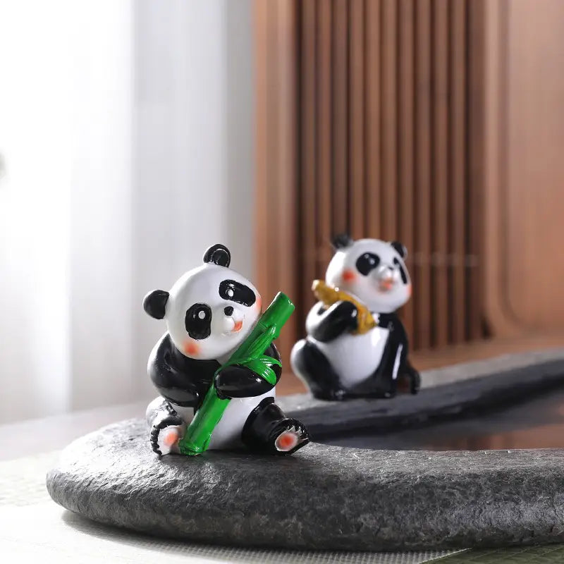 Color-changing panda tea figurines designed as feng shui tea pets made from eco-friendly resin for tea tables