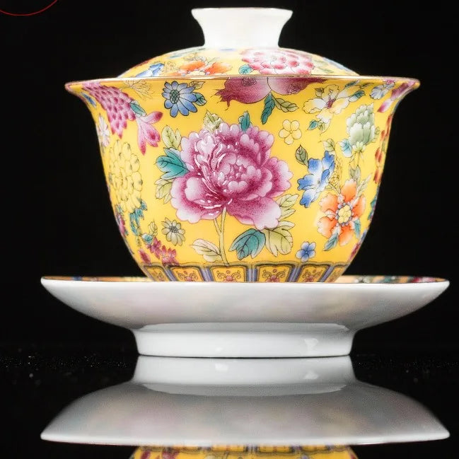Peony Falangcai-Style Gaiwan – Golden Yellow