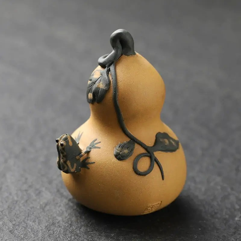 Ceramic Prosperity Gourd tea pet with frog and vine, made from Yixing clay, for prosperity