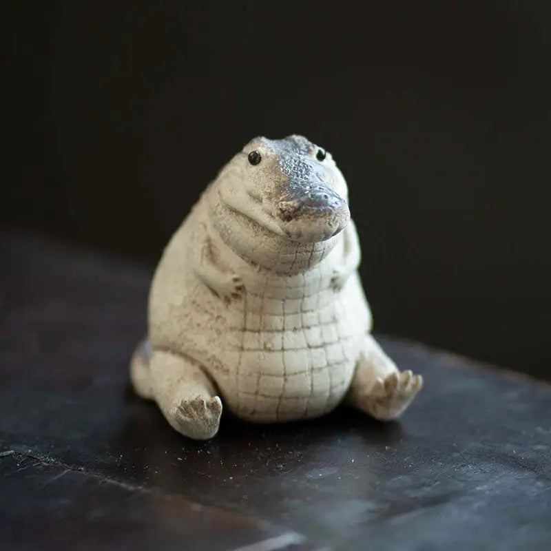 Chubby ceramic alligator figurine, Prosperous Alligator tea pet, perfect for tea pets guide