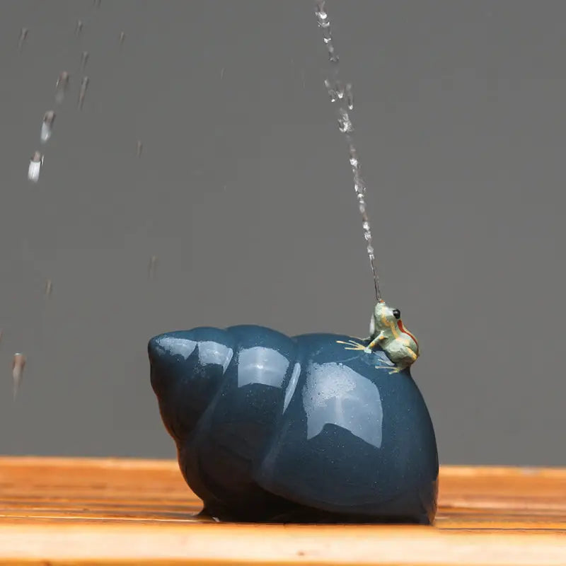 Raincaller Frog sculpture as tea pets guide with Yixing clay teapot artifact
