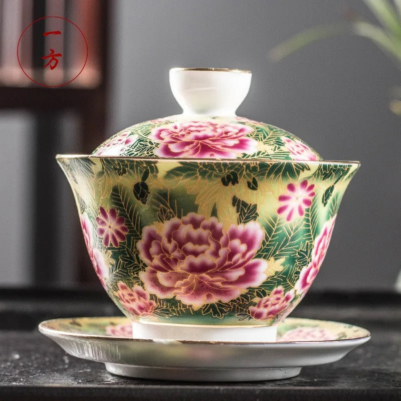 Sgraffito Famille Rose Gaiwan – Peony
