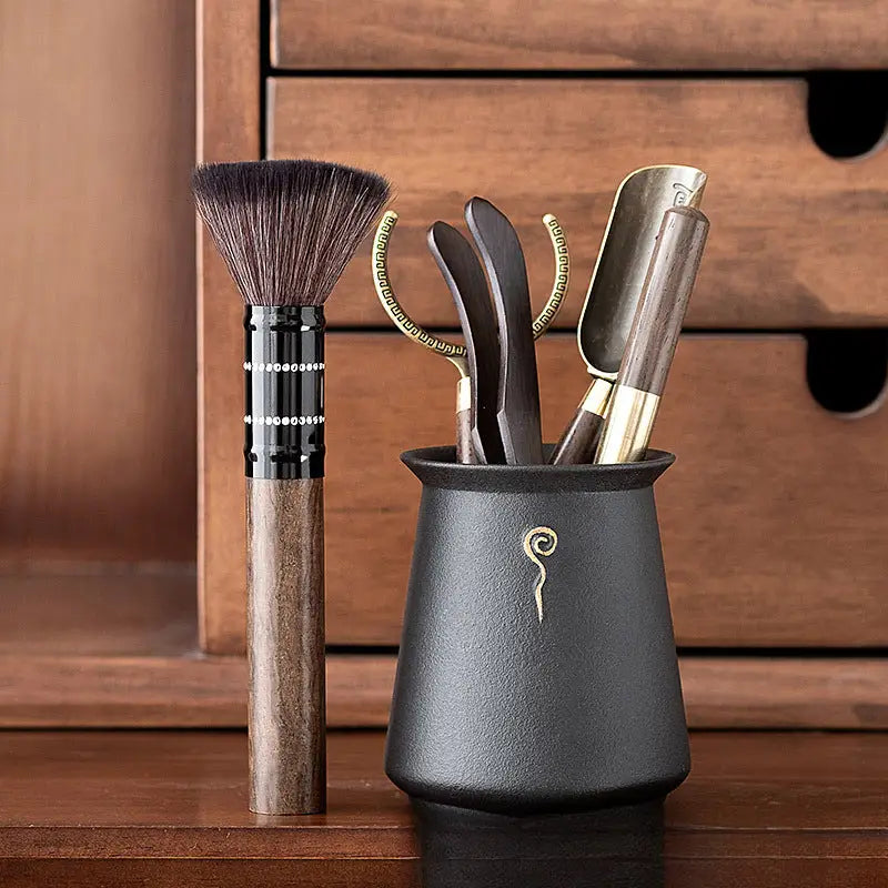 Tea set with brush for Six Gentlemen Tea Set, perfect for Gongfu tea ceremony and tea leaves selection