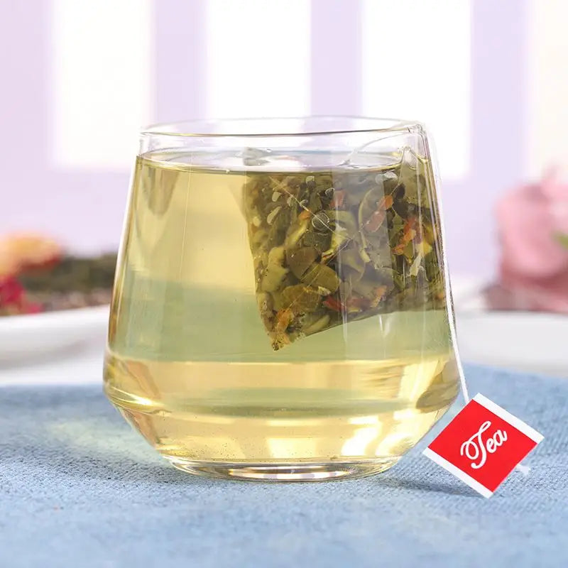 Glass of herbal tea showcasing slimming tea and health-enhancing herbal tea benefits