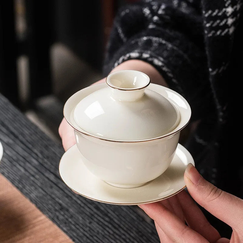 Plain sweet-white porcelain gaiwan with lid and saucer – photo 1