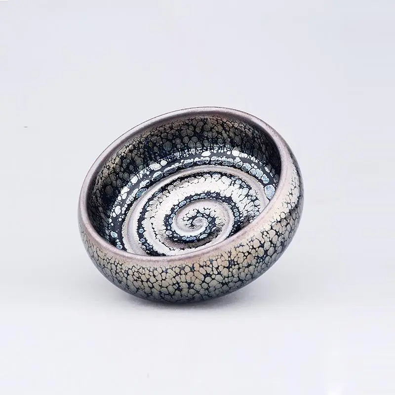 Spiral-patterned ceramic bowl with swirl jian zhan and spiral crackle glaze for gongfu tea