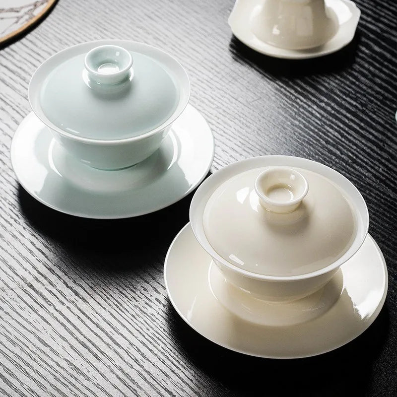 Thin-walled sweet-white porcelain gaiwan with lid and saucer – photo 2