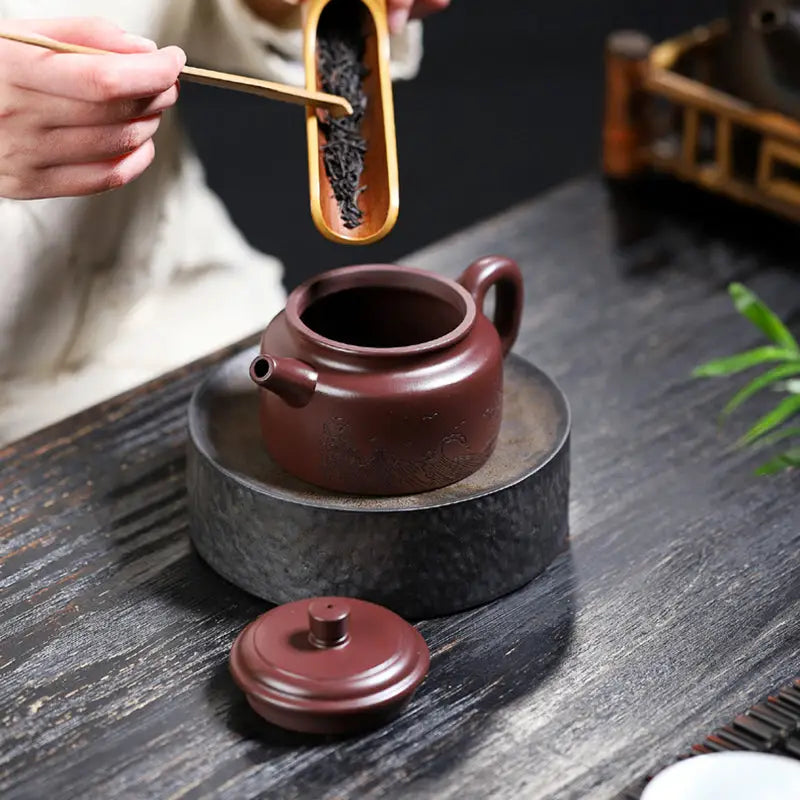 Maroon Tidal Horizon Yixing Zisha Teapot with Lid for traditional tea brewing